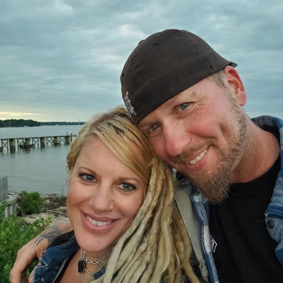 Meet your Posher, Trisha - Picture 1 of 1